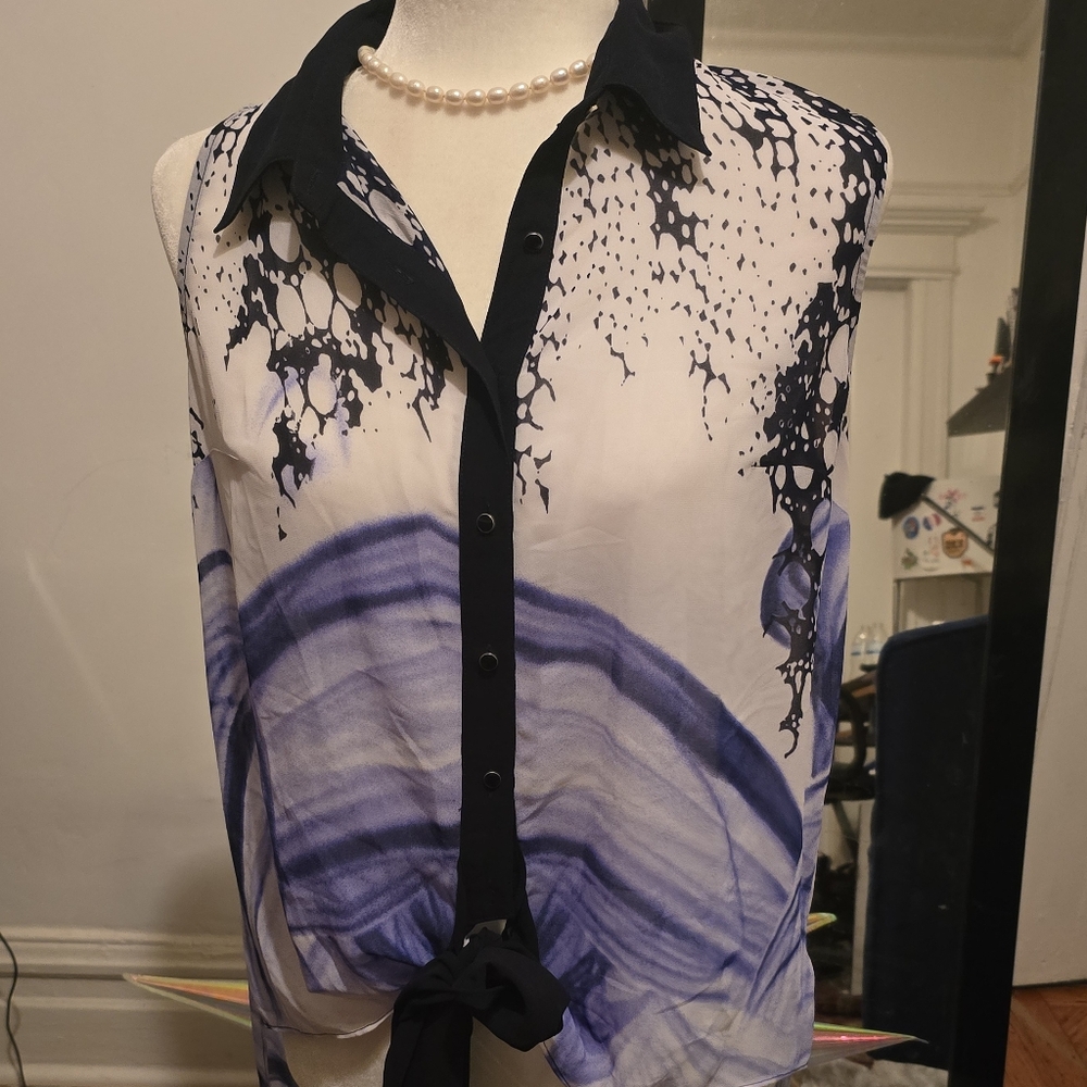 Alberto Makali Black and White Patterned Blouse